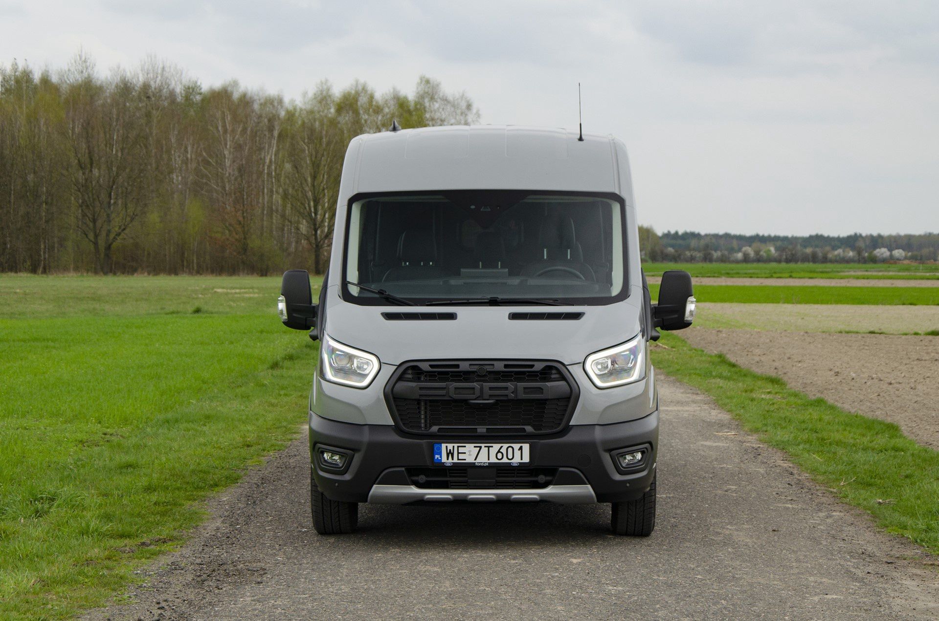 Ford Transit Trail (2023)