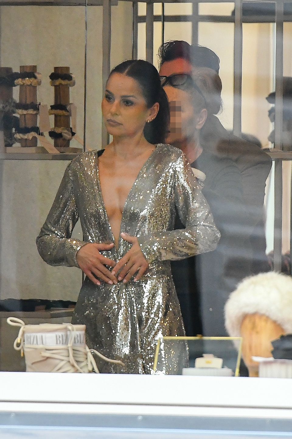 Paulina Sykut na przymiarkach mężem