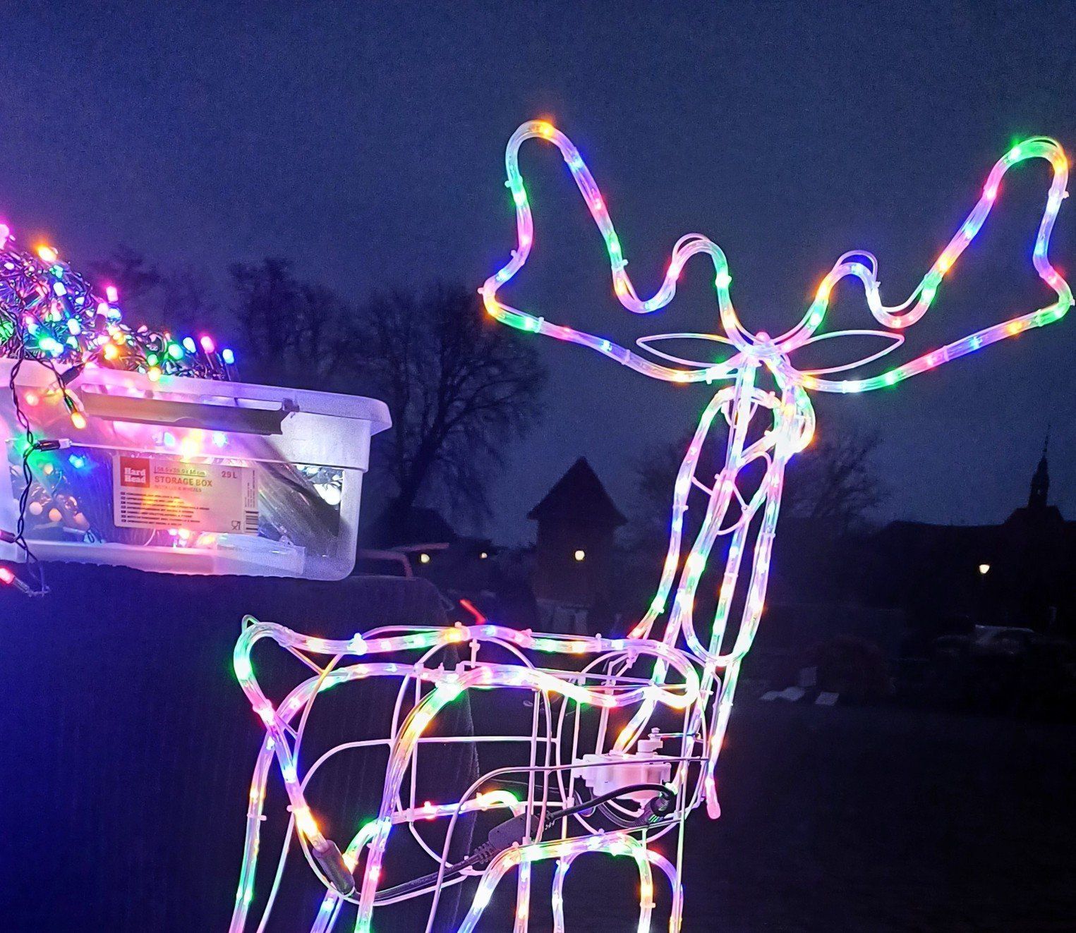 Targowisko rolnicze w Sławnie z wieloma lokalnymi produktami od rolników