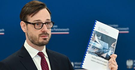 Minister napisał list do prezesów spółek. Zwraca uwagę na wydawanie pieniędzy