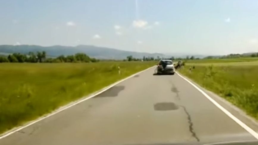 Liczba rowerzystów rośnie. Kierowcy powinni przygotować się na ten fakt - także psychicznie