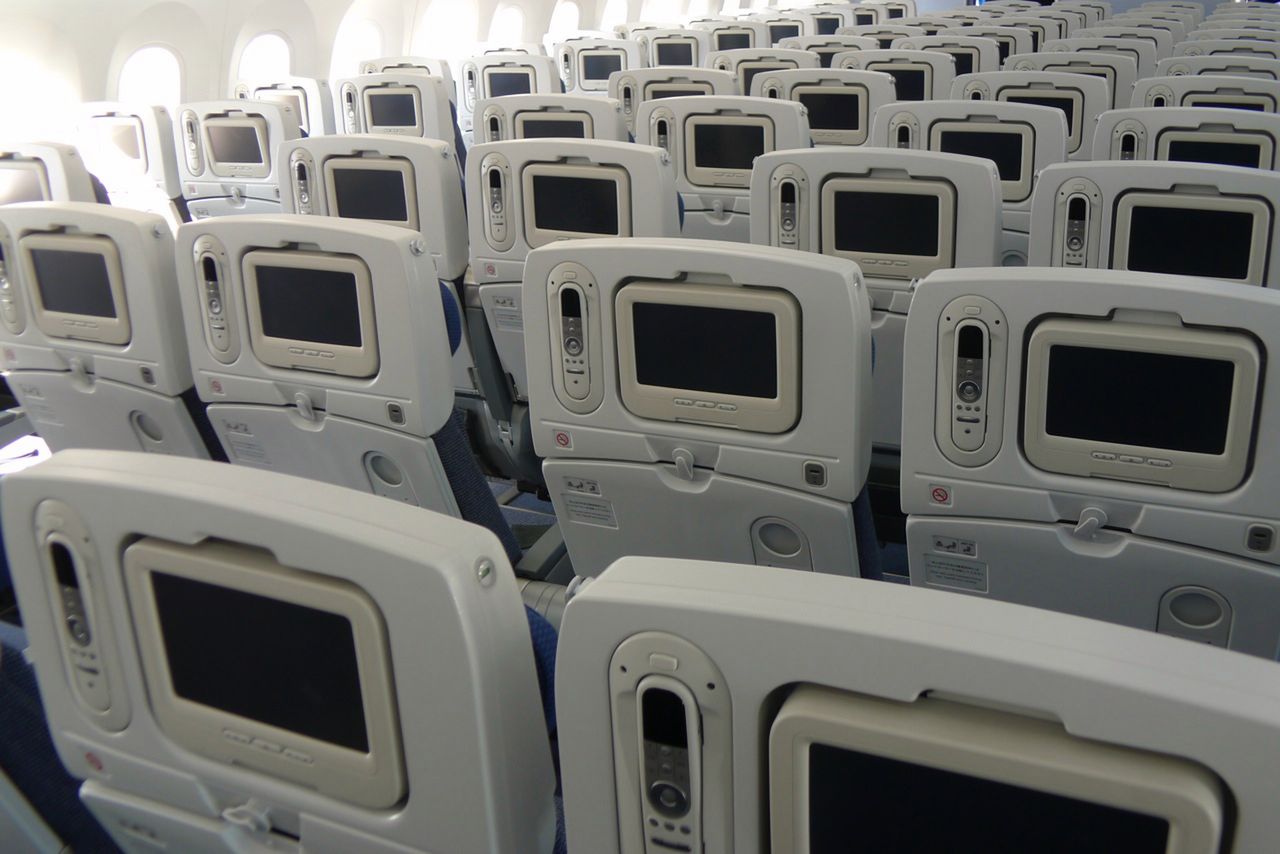 Dreamliner w wersji pasażerskiej gotowy! Pierwsze zdjęcia wnętrza rejsowego 787 13