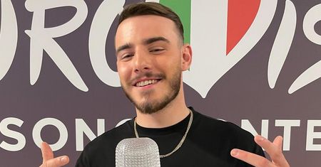 Eurowizja 2022. Przez prezencję sceniczną Ochman przegra? Specjalistka wyjaśnia