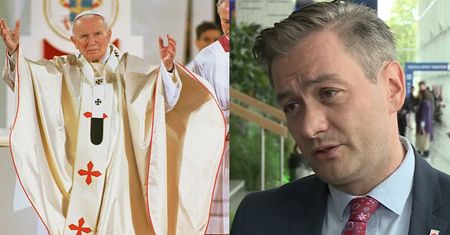 Biedroń o zdjęciu obrazu Jana Pawła II: "Miejsce symboli religijnych jest w kościele!"