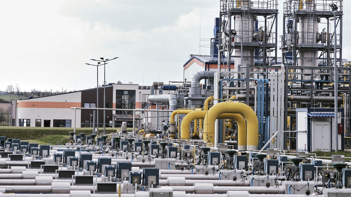 Nowe przepisy o zapasach paliw i ropy. Sejm zdecydował