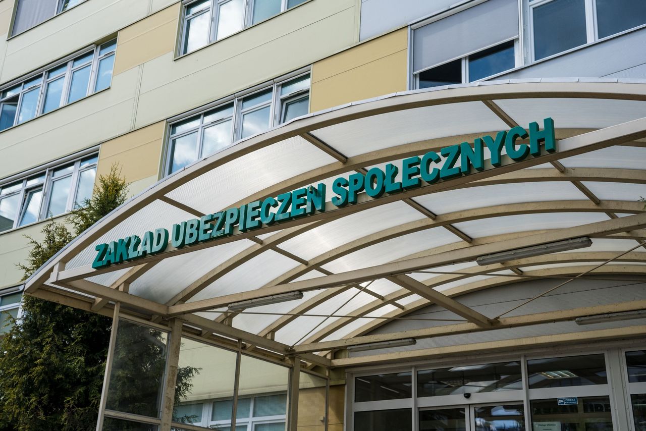 Strajk ostrzegawczy wisi w powietrzu. Oto jakiej podwyżki chcą związki w ZUS