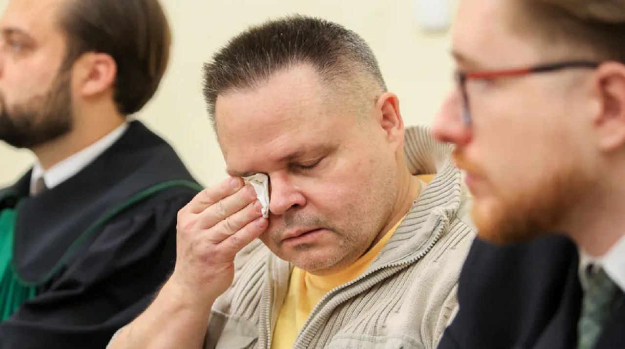 Podejrzewano go o bycie "Skórą". Jego ojciec zabiera głos: "jest wrakiem"