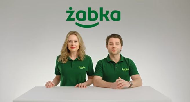 Żabka w specjalnym spocie informuje klientów o zasadach bezpiecznych zakupów w sytuacji epidemicznej