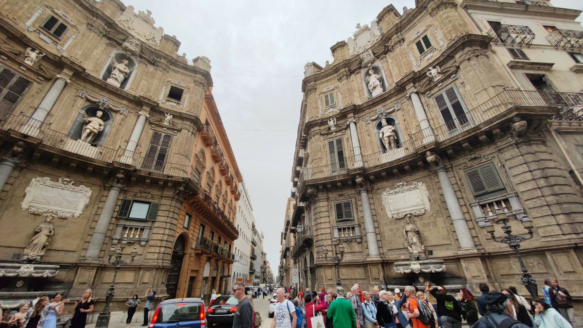 Podr�?e Andrzej Zbraniecki
Andrzej Zbraniecki / East News / Palermo Sycylia  20.05.2023 
  Stolica Sycylii.
Andrzej Zbraniecki