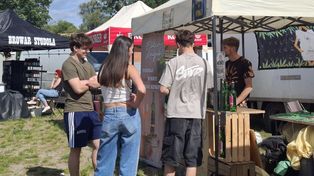 Radom: Kraft Festiwal rozpoczął się nad Zalewem Borki. Food trucki, muzyka i strefa relaksu przyciągnęły mieszkańców