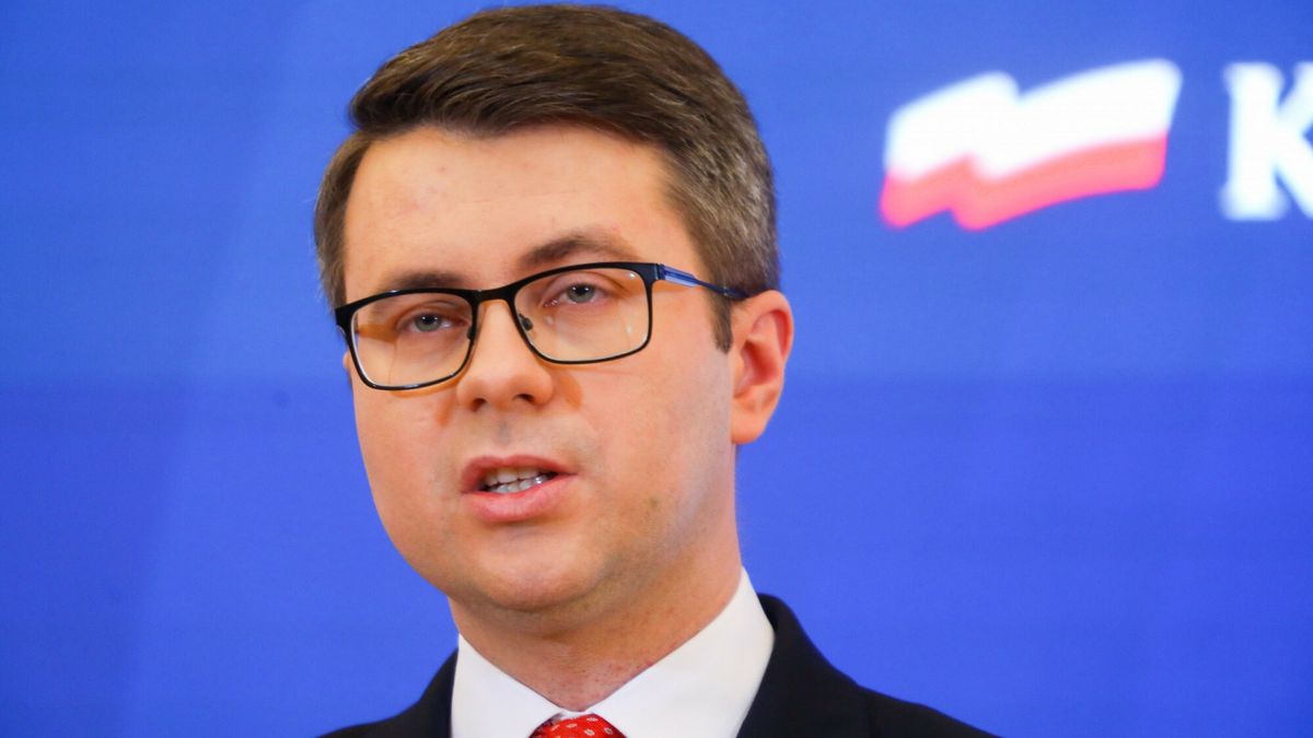 Piotr Müller informuje o pierwszych wyższych emeryturach 