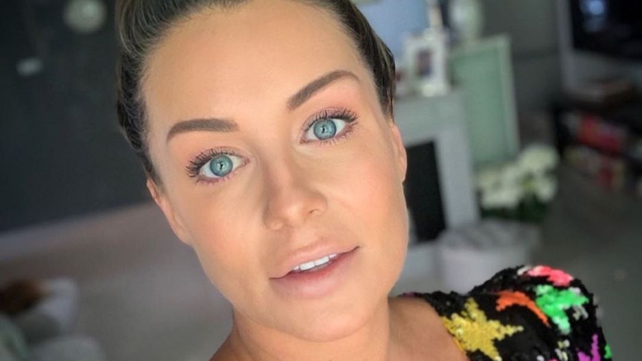 Małgorzata Rozenek chwali się nogami na Instagramie