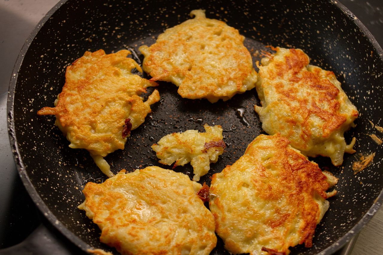 Reinventing the potato pancakes: How to make hash browns