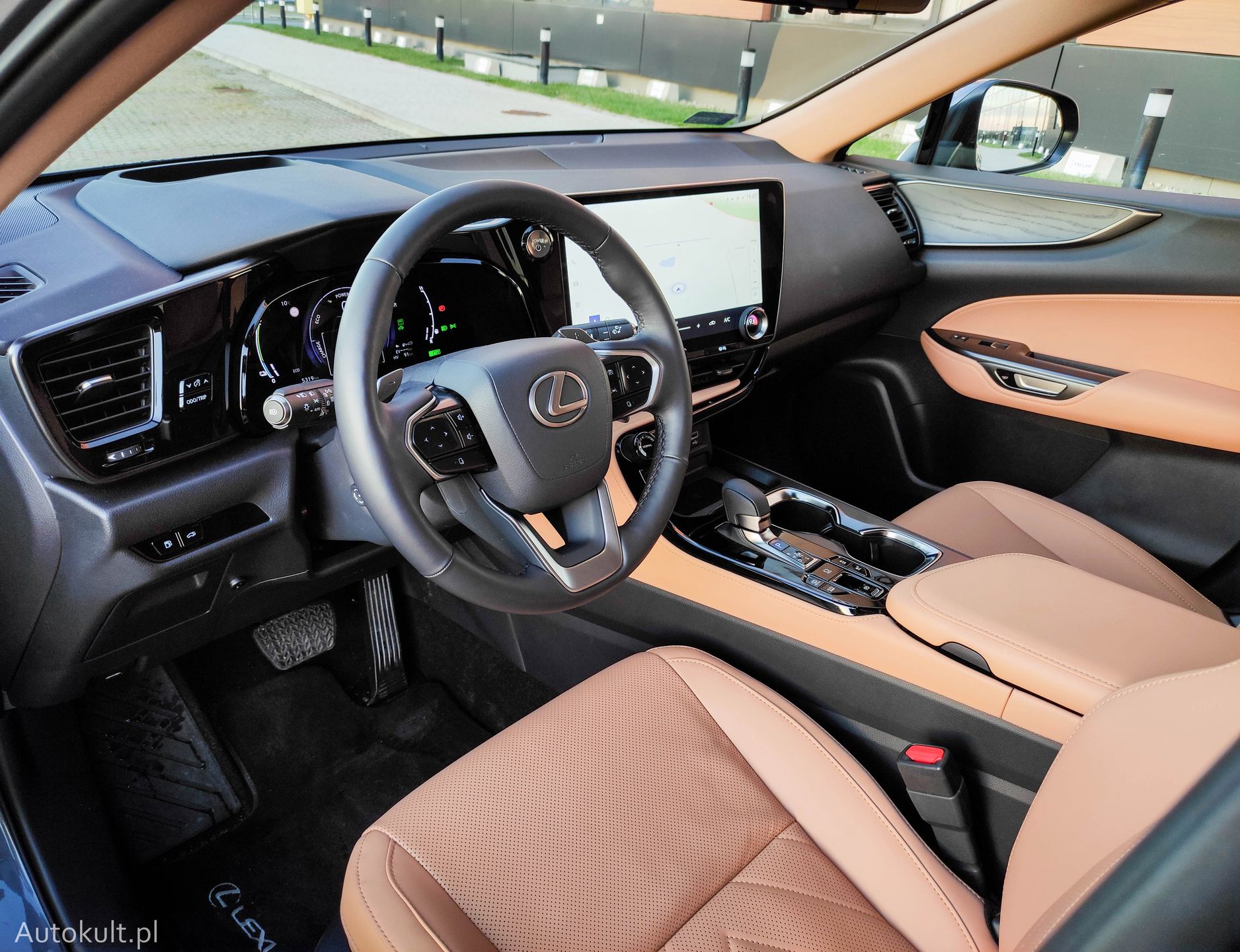 Lexus NX450h+