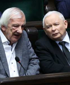 Bunt w PiS. Musieli przełożyć sesję sejmiku, Terlecki "mieszał" przeciwko Szydło. "Beata blokuje wybór marszałka"