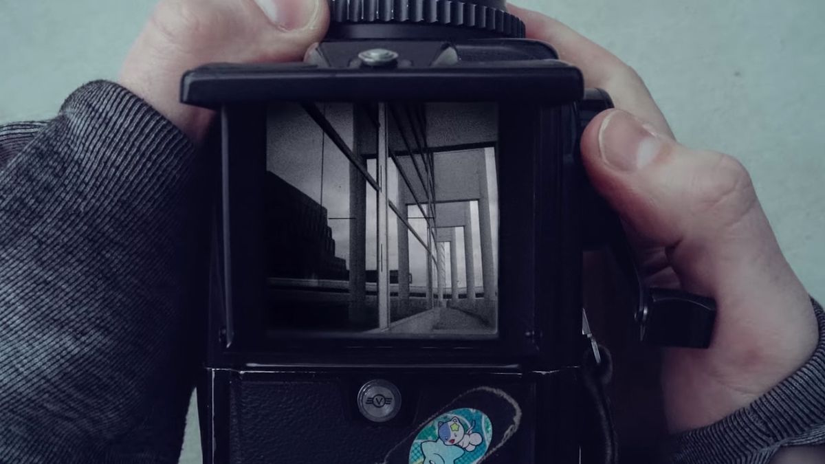 Wzruszający film nagrany przez matówkę Hasselblada pokazuje przemijanie 1