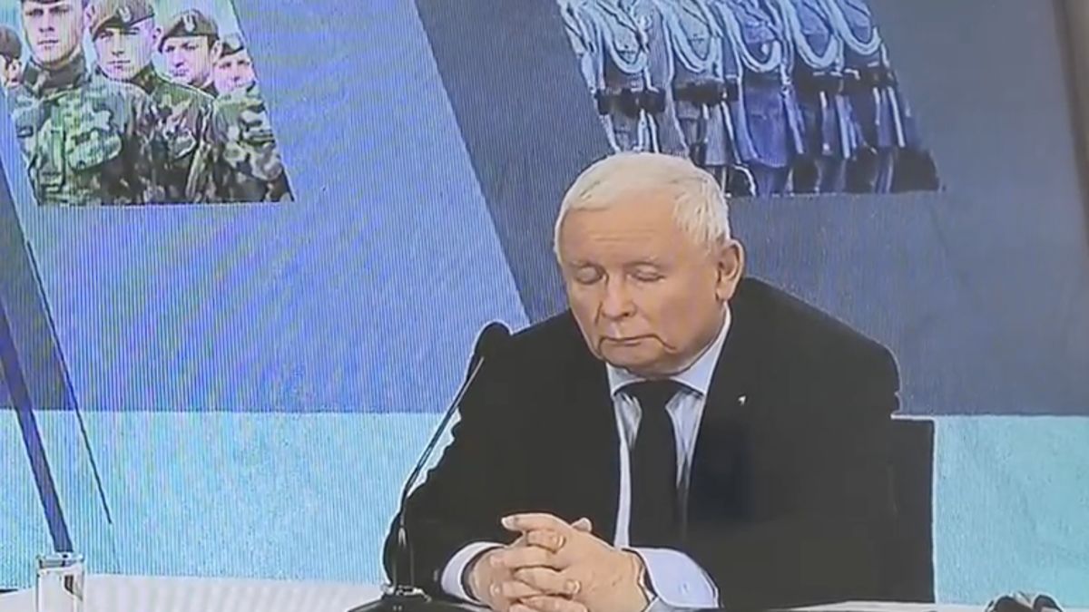 Jarosław Kaczyński podczas konferencji prasowej 