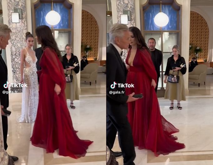 Michael Douglas i Catherine Zeta-Jones na nagraniu z Cannes