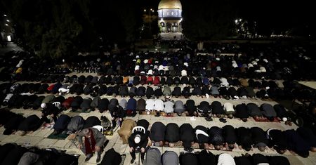 Rozpoczął się ramadan. Co to oznacza dla turystów?