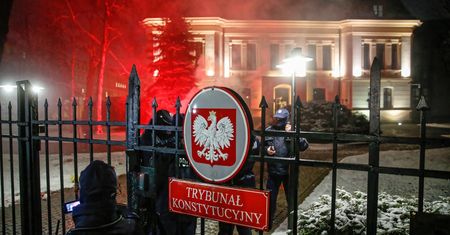 Strajk Kobiet w Warszawie. Dziennikarka mówi o pobiciu. "Marta Lempart podjudzała ludzi"