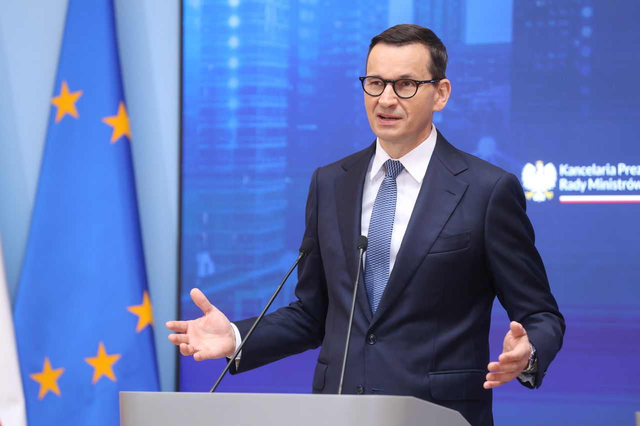 Wydatki, które PiS ukrył. "Ogromna kwota poza kontrolą"