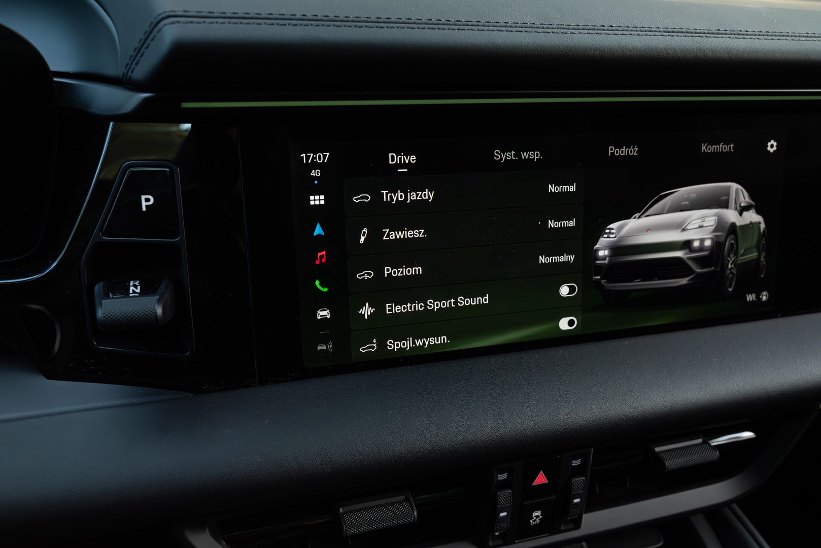 Porsche Macan 4 EV