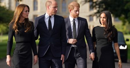 Książę Harry i Meghan Markle wysłali prezenty dzieciom Williama i Kate. Biograf ujawnił, jak para zareagowała. To mówi wszystko