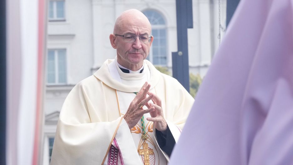 abp. Adrian Galbas