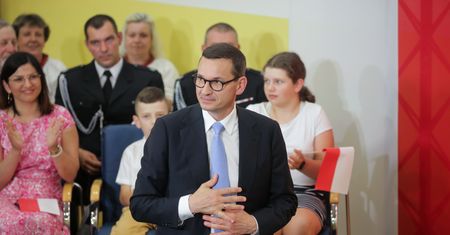 Morawiecki: żyjemy w trudnych czasach, ale tyle pieniędzy nie było nigdy