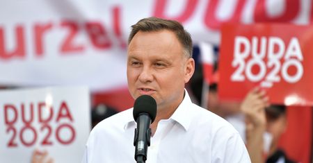 Wybory 2020. Andrzej Duda ma informacje o "planowanych atakach" na jego rodzinę