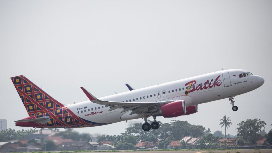 Piloci indonezyjskich linii Batik Air zasnęli na 28 minut podczas lotu 