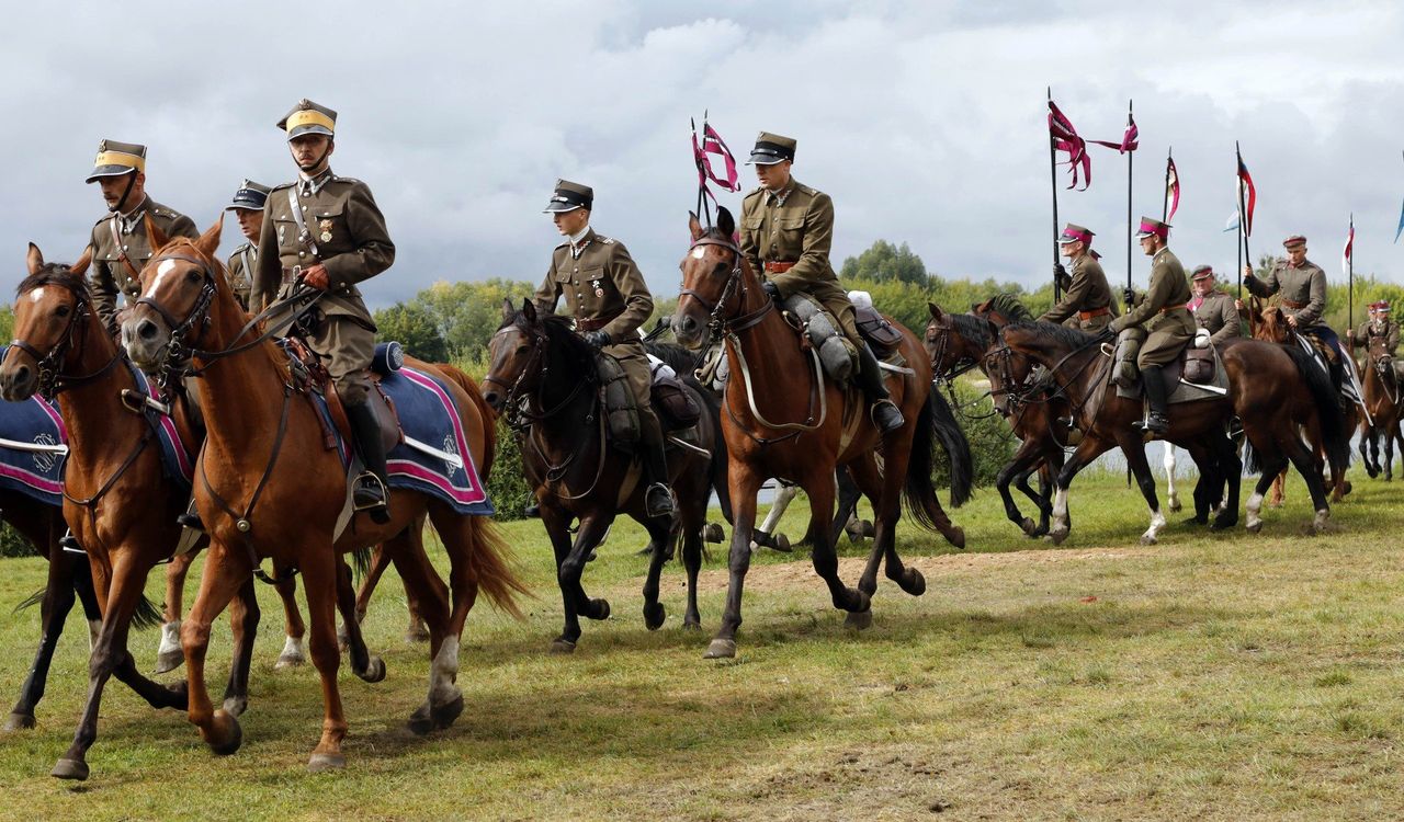 Grudziądz: Tak wyglądały kawaleryjskie zawody i rewia nad Wisłą