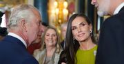Królewskie pary na przyjęciu koronacyjnym Karola. Letizia wyglądała olśniewająco