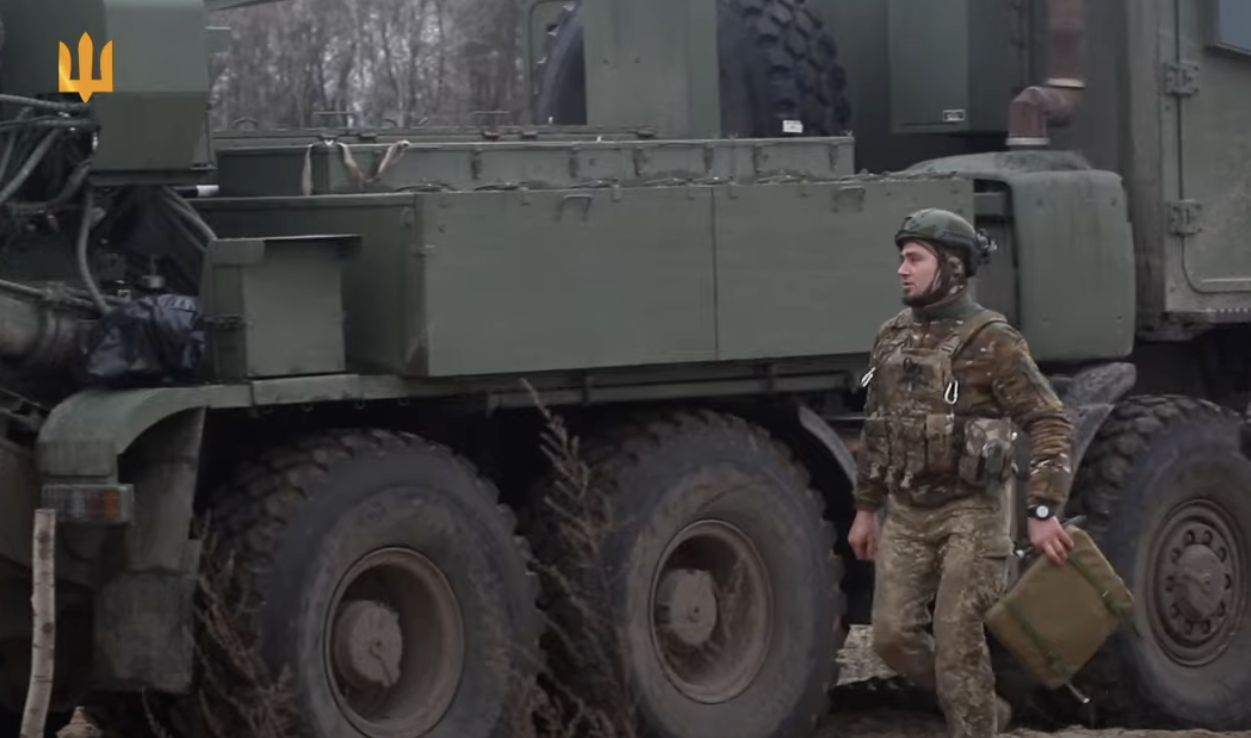 Russia's intense offensive in the Kharkiv region sparks fierce battle