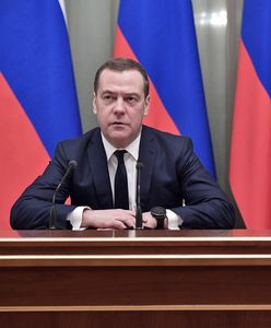 NATO wstrzymało działalność w Rosji. "Koń trojański"