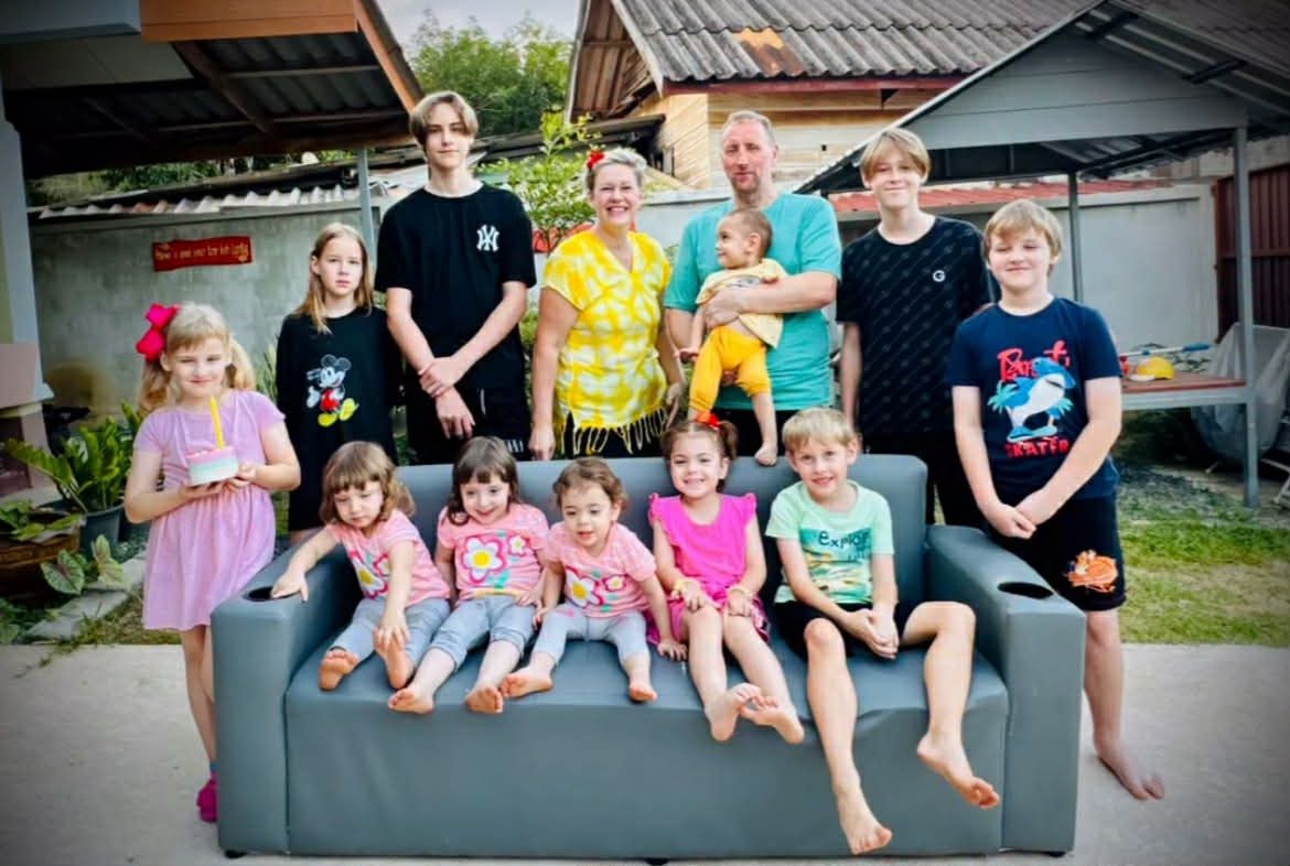 Dominika Clarke z dziećmi