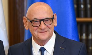 Etat zamiast kontraktu. Nowe prawo już działa. Szef PIP odpowie na pytania