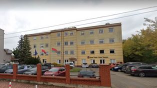 Zarabia 300 tysięcy, a mieszka w komunalnym. 160 rodzin czeka