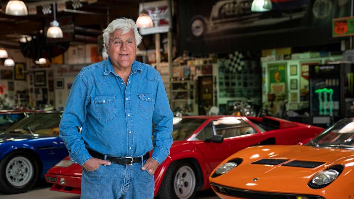 Jay Leno w swoim wyjątkowym garażu
