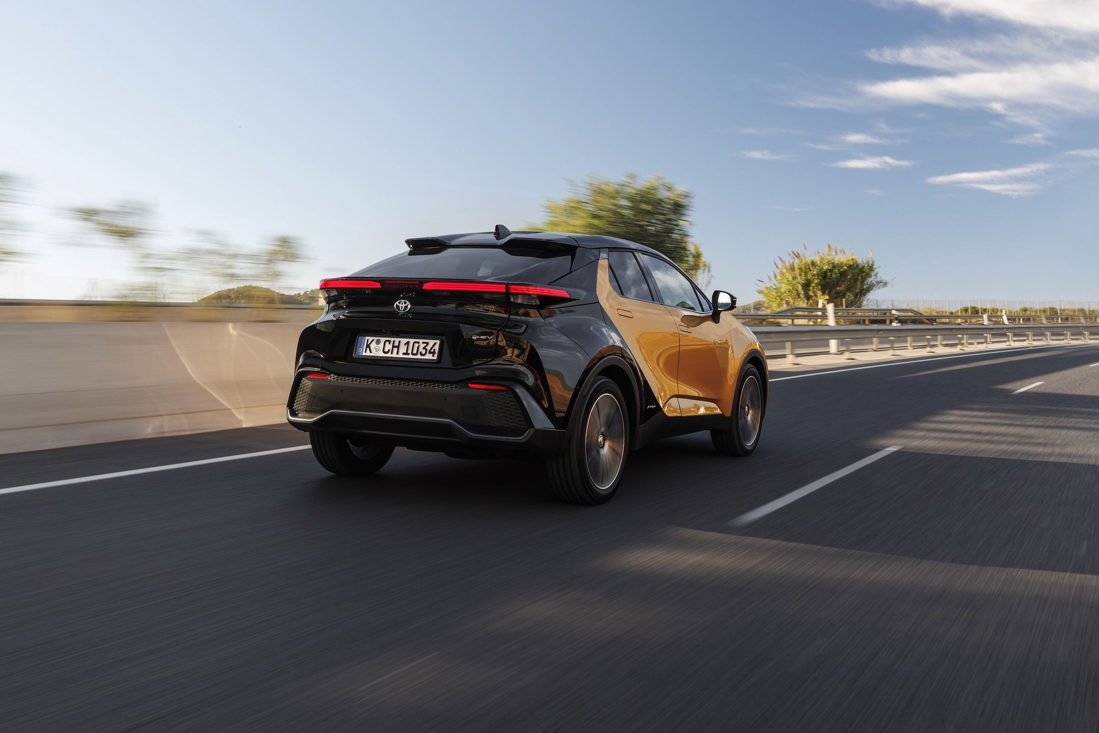 Toyota C-HR (2024)