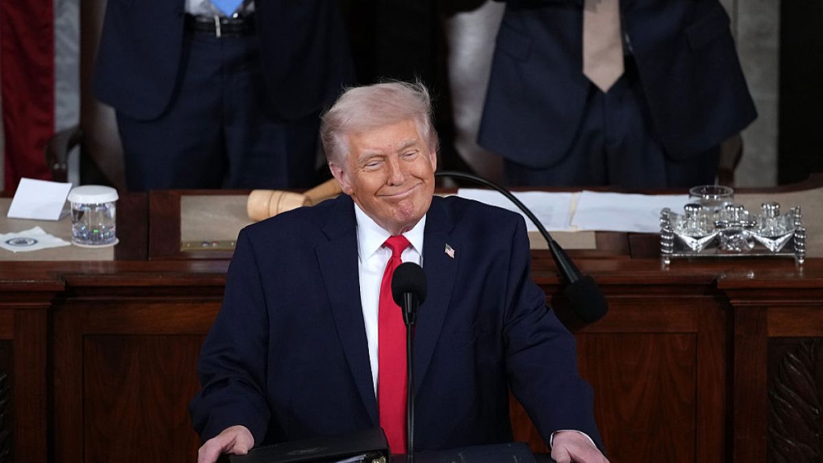 Prezydent Trump unika tematów zagranicznych