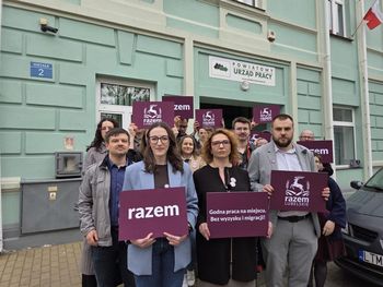 Razem alarmuje we Włodawie: bezrobocie rośnie, a pieniędzy na pomoc ubywa