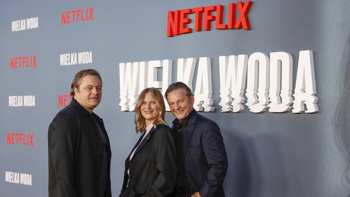 Serial "Wielka Woda" o powodzi we Wrocławiu to hit Netfliksa Na zdjęciu Tomasz Schuchardt, Agnieszka Zulewska, Ireneusz Czop. Fot. Piotr Zajac/REPORTER