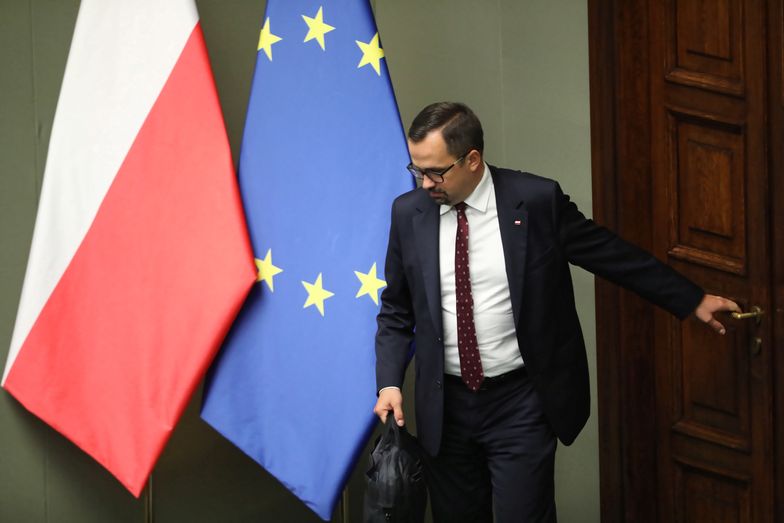 Sejm: VAT po staremu. Nie ma na razie powrotu do stawek 22 i 7 proc.