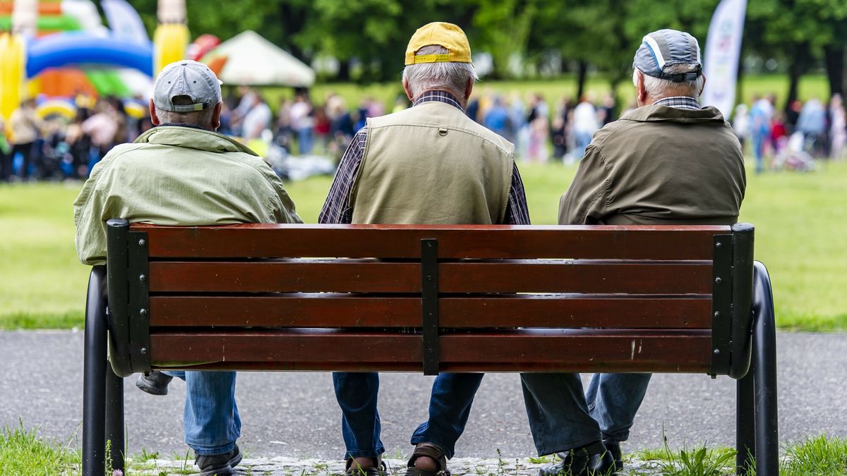 1 lipca ma wejść w życie ustawa naprawiająca Polski Ład. Nowe regulacje przewidują m.in. obniżenie PIT z 17 proc. do 12 proc.  