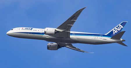Usterka Boeinga 787. Po 14 godzinach lotu wrócił na to samo lotnisko