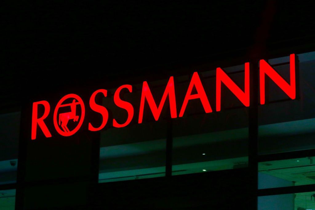 Rossmann zaczyna mega promocję. Ceny nawet o 55 proc. niższe