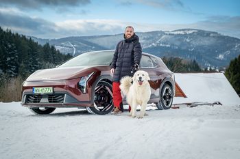 Test: Kia EV4 na trasie 1000 km przez mróz, góry i białą plamę na mapie ładowarek