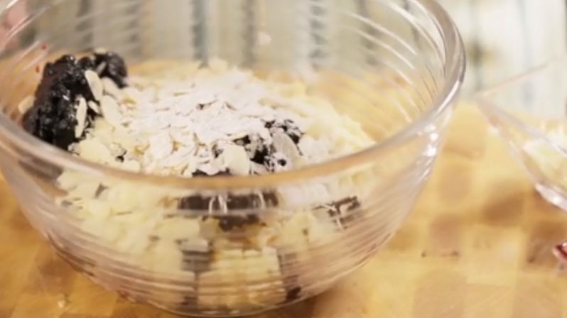 Ta tarta to szybki i prosty sposób na słodki deser 