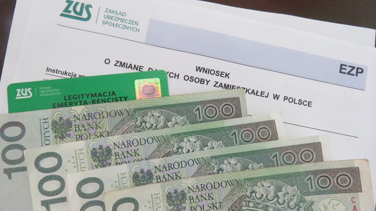 Zakład Ubezpieczeń Społecznych informuje: więcej dorobią renciści i wcześniejsi emeryci, są wyższe kwoty graniczne przychodów